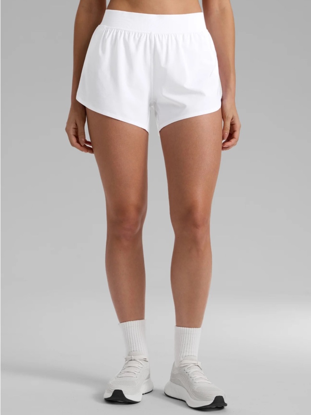 CRZ Yoga Feathery-Fit Soft Lined Mid Rise Shorts 4''